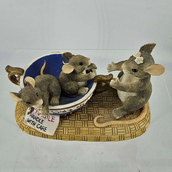 Charming Tails Fragile Handle With Care Figurine Limited Edition - Picture 2 of 7